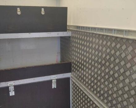 Желтый Мерседес Sprinter, объемом двигателя 0 л и пробегом 195 тыс. км за 18900 $, фото 30 на Automoto.ua