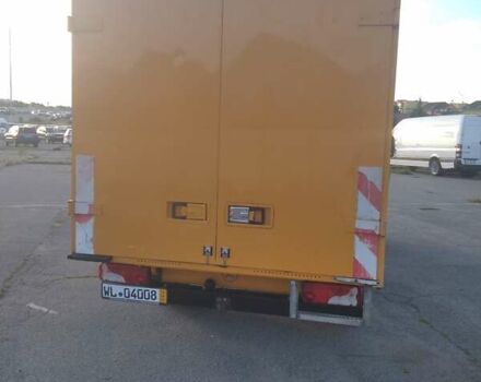 Желтый Мерседес Sprinter, объемом двигателя 0 л и пробегом 195 тыс. км за 18900 $, фото 4 на Automoto.ua