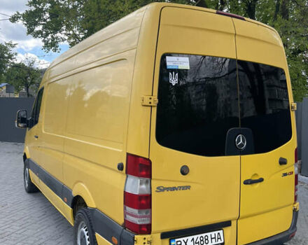 Жовтий Мерседес Sprinter, об'ємом двигуна 2.2 л та пробігом 238 тис. км за 11700 $, фото 3 на Automoto.ua