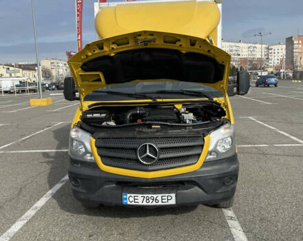 Желтый Мерседес Sprinter, объемом двигателя 2.1 л и пробегом 387 тыс. км за 23500 $, фото 15 на Automoto.ua