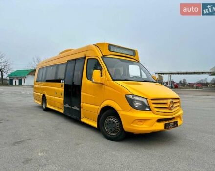 Желтый Мерседес Sprinter, объемом двигателя 2.99 л и пробегом 10 тыс. км за 50000 $, фото 11 на Automoto.ua