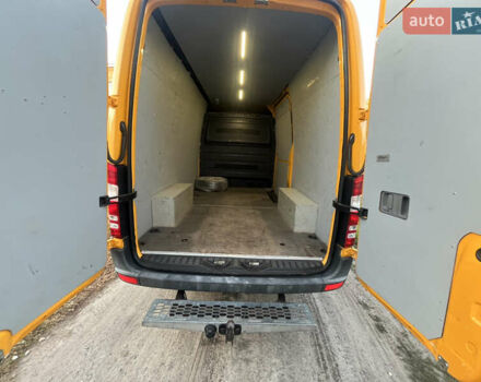 Жовтий Мерседес Sprinter, об'ємом двигуна 3 л та пробігом 310 тис. км за 21000 $, фото 33 на Automoto.ua