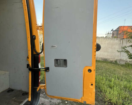 Жовтий Мерседес Sprinter, об'ємом двигуна 3 л та пробігом 310 тис. км за 21000 $, фото 34 на Automoto.ua