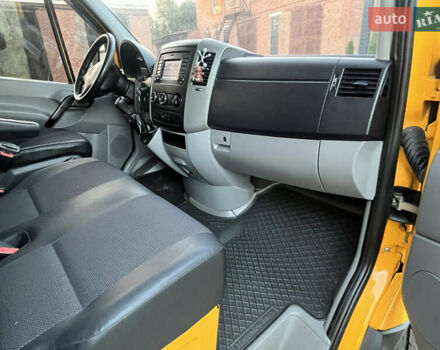 Жовтий Мерседес Sprinter, об'ємом двигуна 3 л та пробігом 310 тис. км за 21000 $, фото 20 на Automoto.ua