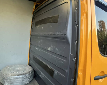 Жовтий Мерседес Sprinter, об'ємом двигуна 3 л та пробігом 310 тис. км за 21000 $, фото 28 на Automoto.ua