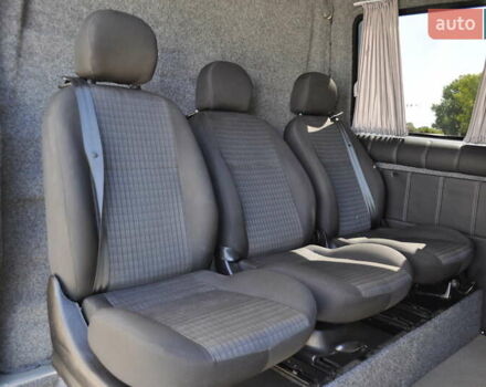 Желтый Мерседес Sprinter, объемом двигателя 2.14 л и пробегом 238 тыс. км за 17300 $, фото 24 на Automoto.ua