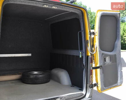 Желтый Мерседес Sprinter, объемом двигателя 2.14 л и пробегом 238 тыс. км за 17300 $, фото 48 на Automoto.ua