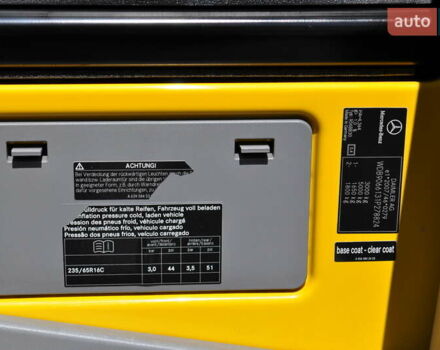 Желтый Мерседес Sprinter, объемом двигателя 2.14 л и пробегом 238 тыс. км за 17300 $, фото 62 на Automoto.ua