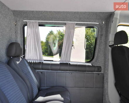 Желтый Мерседес Sprinter, объемом двигателя 2.14 л и пробегом 238 тыс. км за 17300 $, фото 25 на Automoto.ua