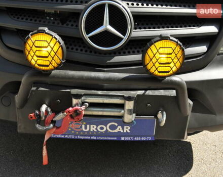 Желтый Мерседес Sprinter, объемом двигателя 2.14 л и пробегом 238 тыс. км за 17300 $, фото 20 на Automoto.ua