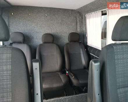 Желтый Мерседес Sprinter, объемом двигателя 2.14 л и пробегом 238 тыс. км за 14500 $, фото 21 на Automoto.ua