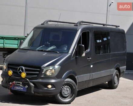 Желтый Мерседес Sprinter, объемом двигателя 2.14 л и пробегом 238 тыс. км за 17300 $, фото 2 на Automoto.ua