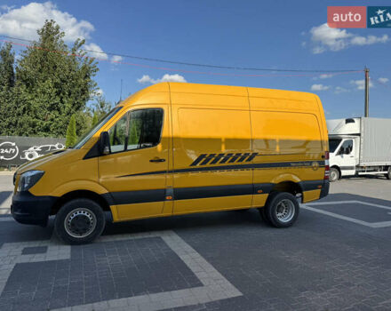 Желтый Мерседес Sprinter, объемом двигателя 2.14 л и пробегом 340 тыс. км за 21000 $, фото 2 на Automoto.ua