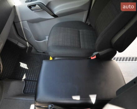 Желтый Мерседес Sprinter, объемом двигателя 2.14 л и пробегом 238 тыс. км за 17300 $, фото 68 на Automoto.ua