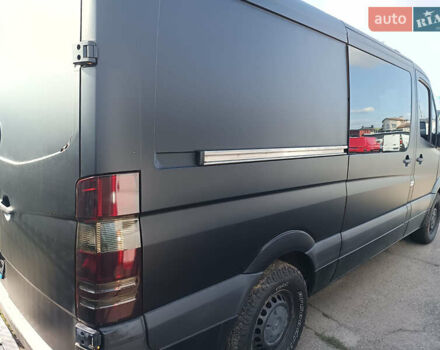 Желтый Мерседес Sprinter, объемом двигателя 2.14 л и пробегом 238 тыс. км за 14500 $, фото 7 на Automoto.ua