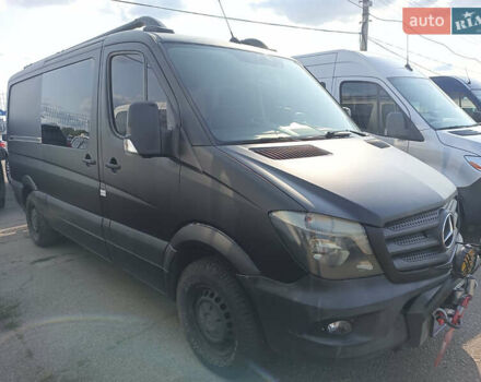 Желтый Мерседес Sprinter, объемом двигателя 2.14 л и пробегом 238 тыс. км за 14500 $, фото 4 на Automoto.ua