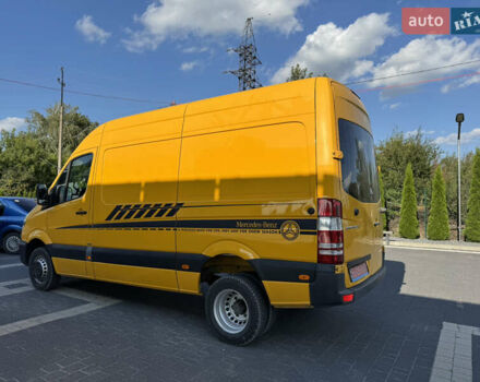 Желтый Мерседес Sprinter, объемом двигателя 2.14 л и пробегом 340 тыс. км за 21000 $, фото 4 на Automoto.ua