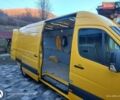 Желтый Мерседес Sprinter, объемом двигателя 2.14 л и пробегом 290 тыс. км за 19900 $, фото 7 на Automoto.ua