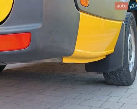 Жовтий Мерседес Sprinter, об'ємом двигуна 2.2 л та пробігом 350 тис. км за 18950 $, фото 16 на Automoto.ua