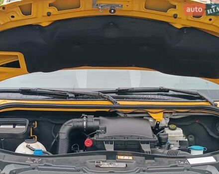 Жовтий Мерседес Sprinter, об'ємом двигуна 0 л та пробігом 320 тис. км за 19399 $, фото 19 на Automoto.ua