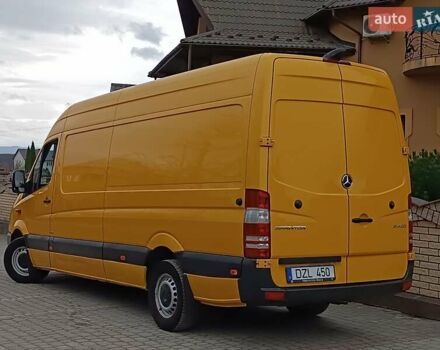 Жовтий Мерседес Sprinter, об'ємом двигуна 0 л та пробігом 320 тис. км за 18999 $, фото 14 на Automoto.ua