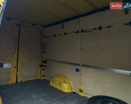Желтый Мерседес Sprinter, объемом двигателя 2.14 л и пробегом 216 тыс. км за 19500 $, фото 38 на Automoto.ua