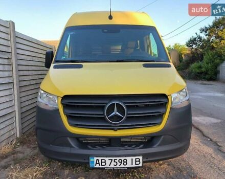 Желтый Мерседес Sprinter, объемом двигателя 2.14 л и пробегом 348 тыс. км за 26500 $, фото 9 на Automoto.ua