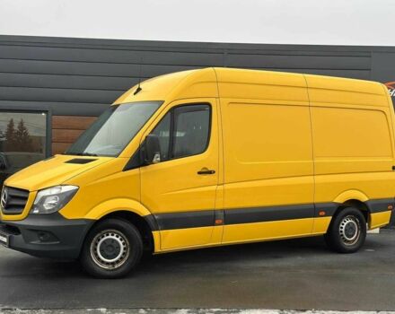 Желтый Мерседес Sprinter, объемом двигателя 2.1 л и пробегом 230 тыс. км за 19500 $, фото 2 на Automoto.ua