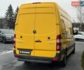 Желтый Мерседес Sprinter, объемом двигателя 2.14 л и пробегом 216 тыс. км за 19500 $, фото 8 на Automoto.ua