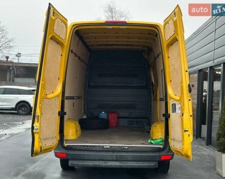 Желтый Мерседес Sprinter, объемом двигателя 2.14 л и пробегом 216 тыс. км за 19500 $, фото 41 на Automoto.ua