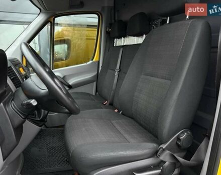 Желтый Мерседес Sprinter, объемом двигателя 2.14 л и пробегом 216 тыс. км за 19500 $, фото 36 на Automoto.ua