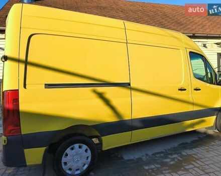 Желтый Мерседес Sprinter, объемом двигателя 2.14 л и пробегом 348 тыс. км за 26500 $, фото 16 на Automoto.ua