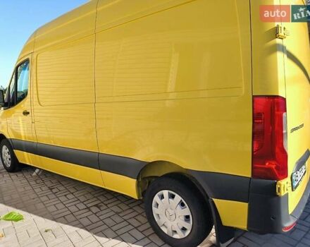 Желтый Мерседес Sprinter, объемом двигателя 2.14 л и пробегом 348 тыс. км за 26500 $, фото 21 на Automoto.ua