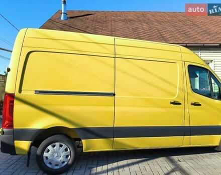 Желтый Мерседес Sprinter, объемом двигателя 2.14 л и пробегом 348 тыс. км за 26500 $, фото 14 на Automoto.ua