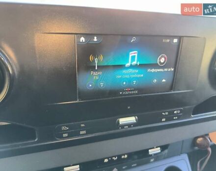Желтый Мерседес Sprinter, объемом двигателя 2.14 л и пробегом 348 тыс. км за 26500 $, фото 7 на Automoto.ua