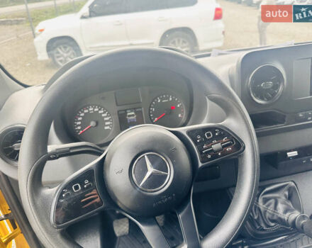 Жовтий Мерседес Sprinter, об'ємом двигуна 2.2 л та пробігом 203 тис. км за 24500 $, фото 22 на Automoto.ua