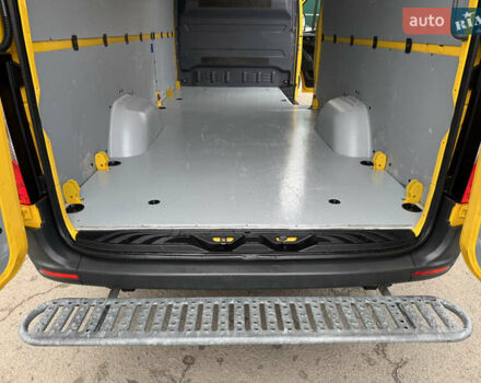 Желтый Мерседес Sprinter, объемом двигателя 2.2 л и пробегом 273 тыс. км за 26700 $, фото 45 на Automoto.ua