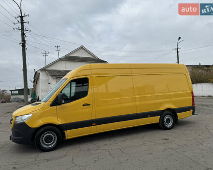 Желтый Мерседес Sprinter, объемом двигателя 2.2 л и пробегом 273 тыс. км за 26700 $, фото 18 на Automoto.ua