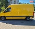 Желтый Мерседес Sprinter, объемом двигателя 2.14 л и пробегом 210 тыс. км за 21000 $, фото 1 на Automoto.ua