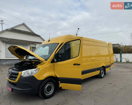 Желтый Мерседес Sprinter, объемом двигателя 2.2 л и пробегом 273 тыс. км за 26700 $, фото 55 на Automoto.ua
