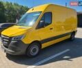 Желтый Мерседес Sprinter, объемом двигателя 2.14 л и пробегом 210 тыс. км за 21000 $, фото 1 на Automoto.ua