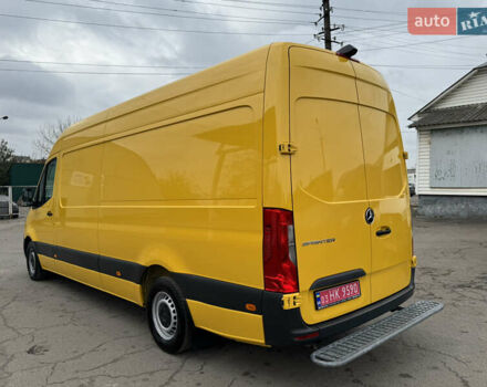 Желтый Мерседес Sprinter, объемом двигателя 2.2 л и пробегом 273 тыс. км за 26700 $, фото 16 на Automoto.ua