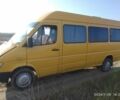 Желтый Мерседес Sprinter, объемом двигателя 2.3 л и пробегом 430 тыс. км за 4999 $, фото 1 на Automoto.ua
