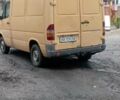 Желтый Мерседес Sprinter, объемом двигателя 2.3 л и пробегом 240 тыс. км за 4500 $, фото 2 на Automoto.ua
