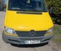 Жовтий Мерседес Sprinter, об'ємом двигуна 2.15 л та пробігом 906 тис. км за 7500 $, фото 1 на Automoto.ua