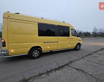Желтый Мерседес Sprinter, объемом двигателя 2.69 л и пробегом 110 тыс. км за 11000 $, фото 11 на Automoto.ua