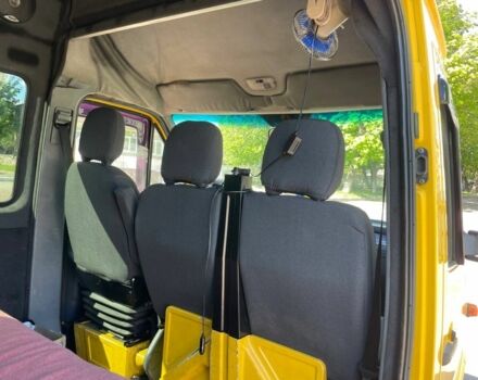 Жовтий Мерседес Sprinter, об'ємом двигуна 2.7 л та пробігом 900 тис. км за 9500 $, фото 7 на Automoto.ua