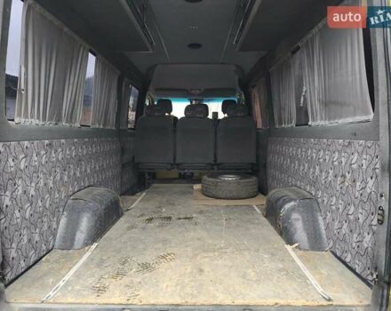 Жовтий Мерседес Sprinter, об'ємом двигуна 2.15 л та пробігом 379 тис. км за 6000 $, фото 9 на Automoto.ua