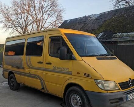 Жовтий Мерседес Sprinter, об'ємом двигуна 2.15 л та пробігом 560 тис. км за 5400 $, фото 14 на Automoto.ua