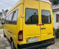 Желтый Мерседес Sprinter, объемом двигателя 2.69 л и пробегом 680 тыс. км за 6799 $, фото 4 на Automoto.ua